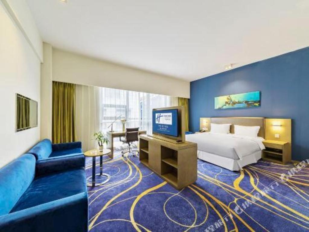 Holiday Inn Express Dujiangyan Ancient City Εξωτερικό φωτογραφία