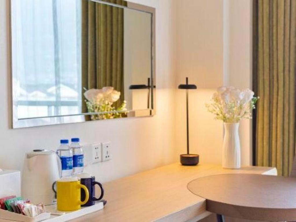 Holiday Inn Express Dujiangyan Ancient City Εξωτερικό φωτογραφία