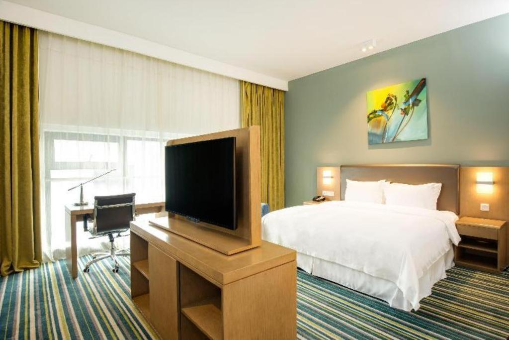 Holiday Inn Express Dujiangyan Ancient City Εξωτερικό φωτογραφία