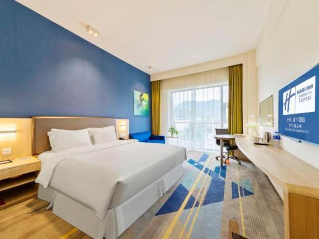 Holiday Inn Express Dujiangyan Ancient City Εξωτερικό φωτογραφία
