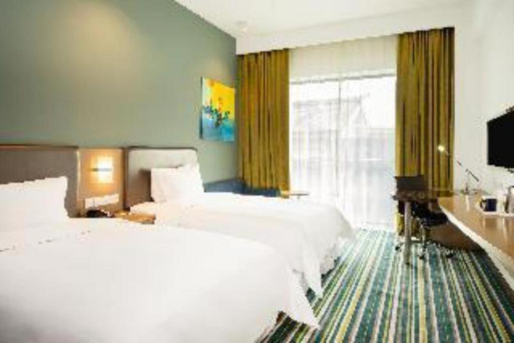 Holiday Inn Express Dujiangyan Ancient City Εξωτερικό φωτογραφία
